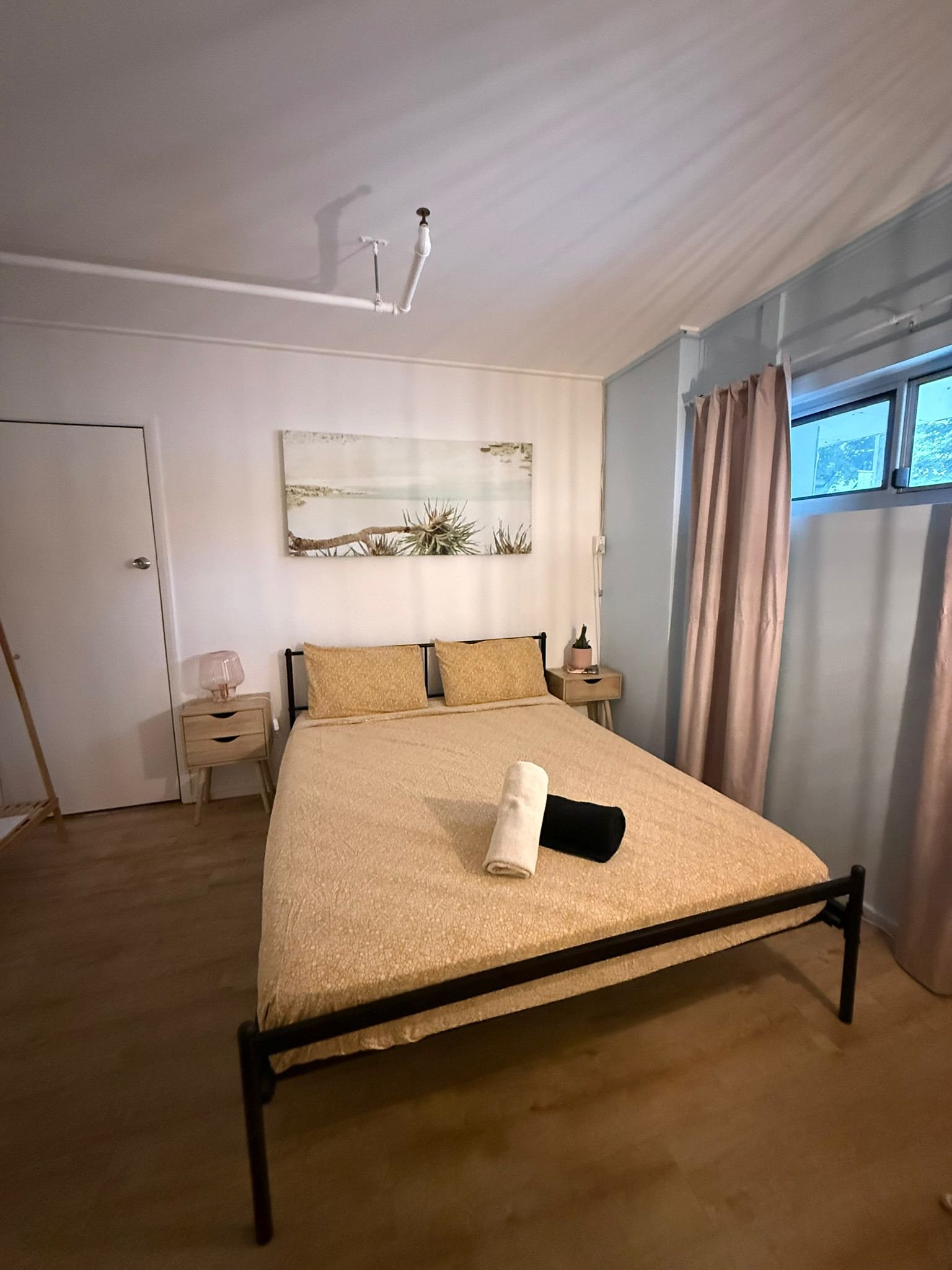 Double Private Room (Share Bathroom)