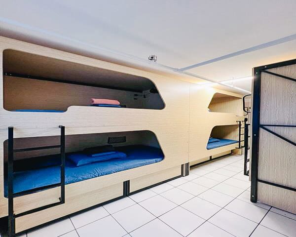 Mix 6 Bed Dorm (18-35 Age Only)