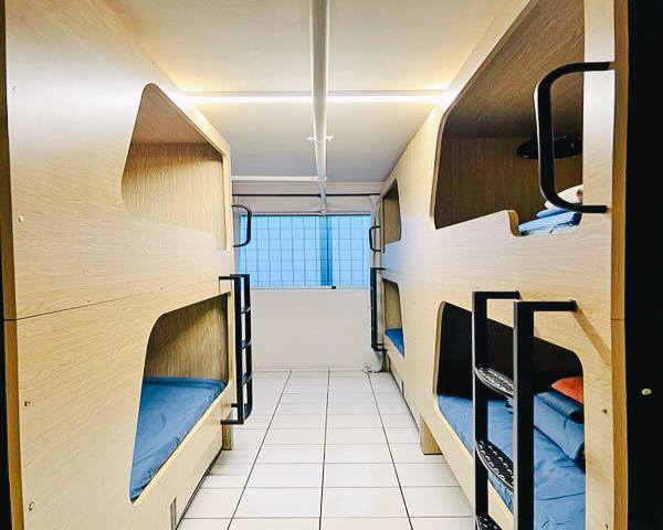 Mix 6 Bed Dorm with Bathroom (18-35 Age Only)